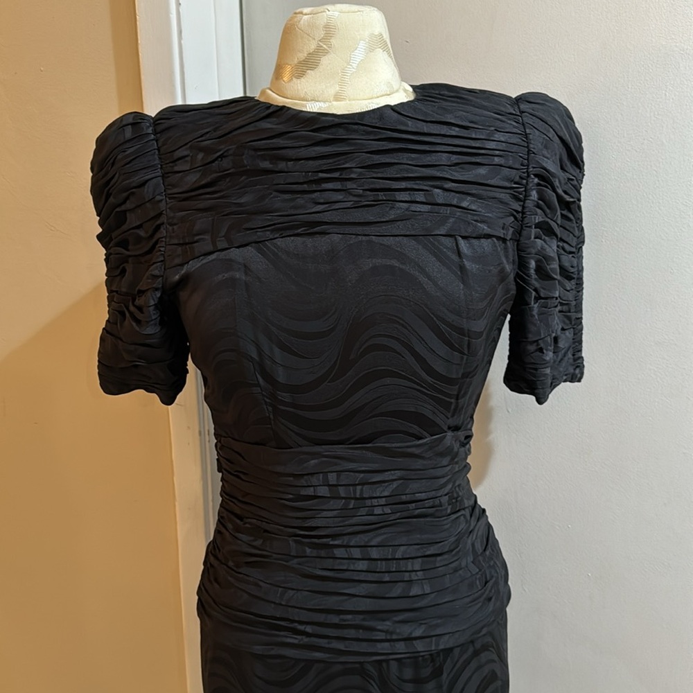 Nuit Silk Vintage Black Abstract Wave Ruched Lined Gorgeous Long Sheath Dress 4